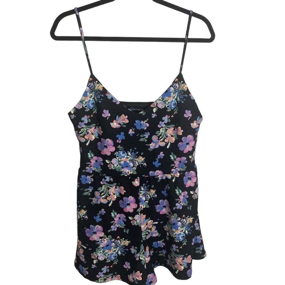 Derek Heart Flirty Floral Print romper sleeveless short Large